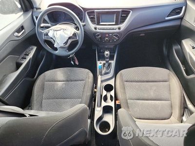 Zdjęcie 8 z 12 samochodu: 2020 HYUNDAI ACCENT SE VIN:3KPC24A67LE120911 - miniatura