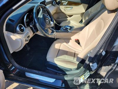 Zdjęcie 7 z 12 samochodu: 2016 MERCEDES-BENZ C 300 4MATIC VIN:55SWF4KB8GU098669 - miniatura