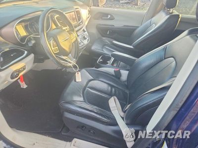 Zdjęcie 7 z 13 samochodu: 2019 CHRYSLER PACIFICA TOURING L VIN:2C4RC1BG2KR526296 - miniatura