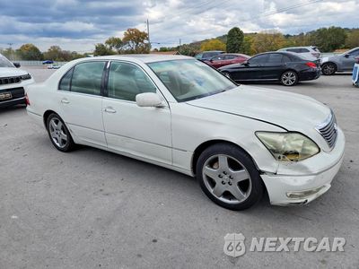 Czwarte zdjęcie samochodu z boku: 2005 LEXUS LS 430 VIN:JTHBN36F855024577 - miniatura