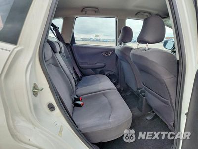 Zdjęcie 10 z 12 samochodu: 2010 HONDA FIT VIN:JHMGE8H29AC029502 - miniatura