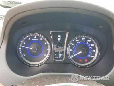 Zdjęcie 9 z 12 samochodu: 2013 HYUNDAI AZERA BASE VIN:KMHFH4JG8DA199221 - miniatura