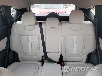 Zdjęcie 10 z 14 samochodu: 2025 HYUNDAI TUCSON SEL VIN:5NMJBCDE0SH535905 - miniatura