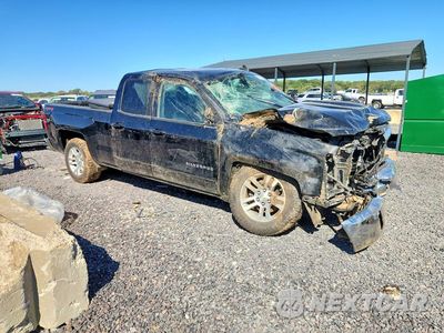 Czwarte zdjęcie samochodu z boku: 2019 CHEVROLET SILVERADO LD K1500 LT VIN:2GCVKPECXK1112601 - miniatura