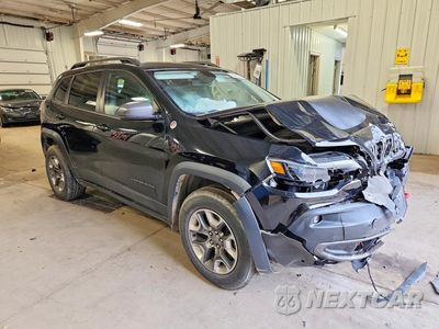 Czwarte zdjęcie samochodu z boku: 2019 JEEP CHEROKEE TRAILHAWK VIN:1C4PJMBX2KD391998 - miniatura