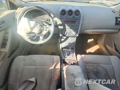 Zdjęcie 8 z 12 samochodu: 2010 NISSAN ALTIMA 2.5 VIN:1N4AL2AP6AN476525 - miniatura