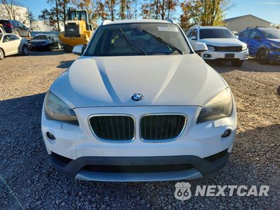 Piąte zdjęcie samochodu w środku: 2013 BMW X1 XDRIVE28I VIN:WBAVL1C5XDVR90834 - miniatura