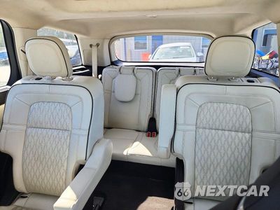 Zdjęcie 10 z 13 samochodu: 2020 LINCOLN AVIATOR BLACK LABEL VIN:5LM5J9XC4LGL34298 - miniatura