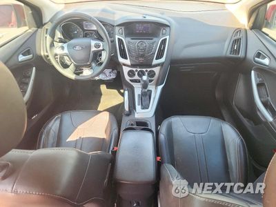 Zdjęcie 8 z 12 samochodu: 2014 FORD FOCUS SE VIN:1FADP3K29EL161245 - miniatura