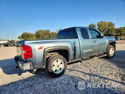 Trzecie zdjęcie samochodu z tyłu: 2009 CHEVROLET SILVERADO K1500 LTZ VIN:1GCEK39079Z223701 - miniatura