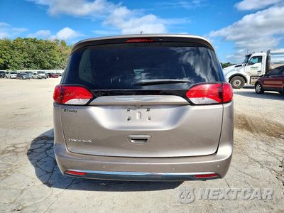Zdjęcie 6 z 13 samochodu: 2017 CHRYSLER PACIFICA TOURING L VIN:2C4RC1BG5HR683135 - miniatura