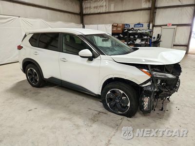 Czwarte zdjęcie samochodu z boku: 2025 NISSAN ROGUE SV VIN:JN8BT3BB3SW412871 - miniatura
