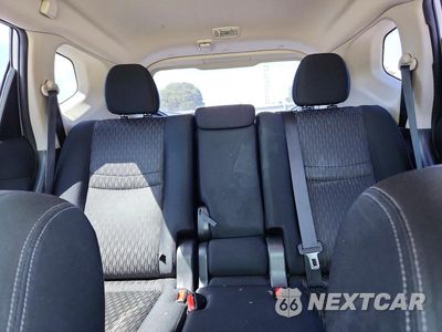 Zdjęcie 10 z 13 samochodu: 2017 NISSAN ROGUE S VIN:JN8AT2MT0HW132099 - miniatura