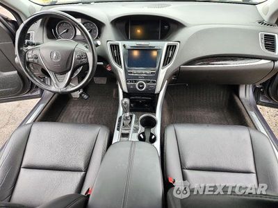 Zdjęcie 8 z 12 samochodu: 2018 ACURA TLX VIN:19UUB1F32JA000162 - miniatura