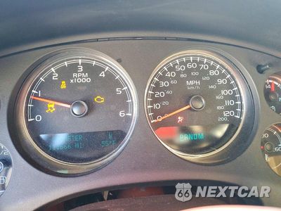 Zdjęcie 9 z 13 samochodu: 2012 CHEVROLET SUBURBAN K1500 LT VIN:1GNSKJE79CR147889 - miniatura