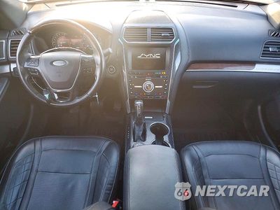 Zdjęcie 8 z 13 samochodu: 2016 FORD EXPLORER PLATINUM VIN:1FM5K8HTXGGC31692 - miniatura