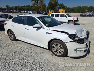 Czwarte zdjęcie samochodu z boku: 2018 KIA OPTIMA LX VIN:5XXGT4L3XJG187184 - miniatura