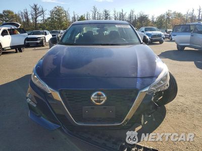 Piąte zdjęcie samochodu w środku: 2021 NISSAN ALTIMA VIN:1N4BL4CW2MN422261 - miniatura