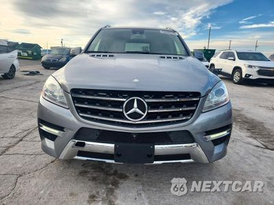 Piąte zdjęcie samochodu w środku: 2015 MERCEDES-BENZ ML 400 4MATIC VIN:4JGDA5GB8FA441828 - miniatura