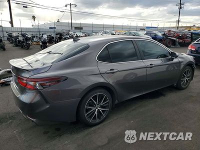 Trzecie zdjęcie samochodu z tyłu: 2024 TOYOTA CAMRY SE VIN:4T1G11AK2RU880928 - miniatura