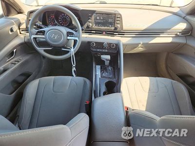 Zdjęcie 8 z 12 samochodu: 2021 HYUNDAI ELANTRA SEL VIN:5NPLM4AG2MH045583 - miniatura