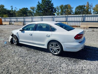 Drugie zdjęcie samochodu z przodu: 2017 VOLKSWAGEN PASSAT R-LINE VIN:1VWDT7A33HC049176 - miniatura