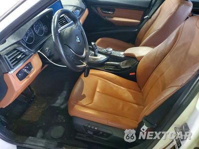 Zdjęcie 7 z 12 samochodu: 2015 BMW 328 XI VIN:WBA3B3C57FJ983503 - miniatura