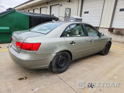 Trzecie zdjęcie samochodu z tyłu: 2010 HYUNDAI SONATA GLS VIN:5NPET4AC7AH617591 - miniatura