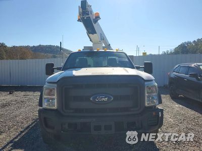 Piąte zdjęcie samochodu w środku: 2014 FORD F450 SUPER DUTY BUCKET TRUCK VIN:1FDUF4GYXEEA73742 - miniatura