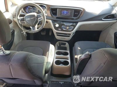 Zdjęcie 8 z 13 samochodu: 2017 CHRYSLER PACIFICA LX VIN:2C4RC1CG2HR769839 - miniatura