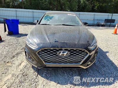 Piąte zdjęcie samochodu w środku: 2018 HYUNDAI SONATA SPORT VIN:5NPE34AF1JH667607 - miniatura