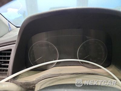 Zdjęcie 9 z 13 samochodu: 2017 HYUNDAI ELANTRA SE VIN:5NPD84LF3HH024714 - miniatura