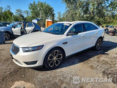 2016 FORD TAURUS SHO 1FAHP2KT2GG145050 - główne zdjęcie licytacji z USA - miniatura