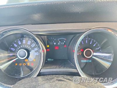 Zdjęcie 9 z 12 samochodu: 2014 FORD MUSTANG VIN:1ZVBP8EM2E5227163 - miniatura
