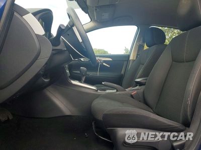 Zdjęcie 7 z 12 samochodu: 2017 NISSAN SENTRA S VIN:3N1AB7AP2HY292807 - miniatura