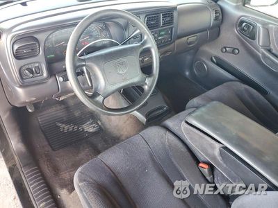 Zdjęcie 8 z 13 samochodu: 2000 DODGE DAKOTA VIN:1B7GL22X2YS503203 - miniatura
