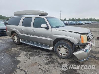 Czwarte zdjęcie samochodu z boku: 2003 CADILLAC ESCALADE ESV VIN:3GYFK66N63G230307 - miniatura