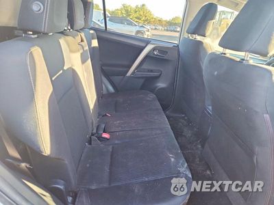 Zdjęcie 11 z 13 samochodu: 2015 TOYOTA RAV4 XLE VIN:JTMRFREVXFD098440 - miniatura
