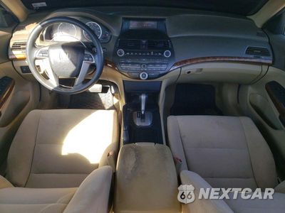 Zdjęcie 8 z 12 samochodu: 2010 HONDA ACCORD EX VIN:1HGCP2F70AA168100 - miniatura