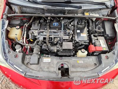 Zdjęcie 11 z 12 samochodu: 2017 TOYOTA PRIUS TWO VIN:JTDKBRFU5H3567297 - miniatura
