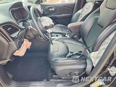Zdjęcie 7 z 14 samochodu: 2019 JEEP CHEROKEE LATITUDE PLUS VIN:1C4PJLLB0KD448292 - miniatura