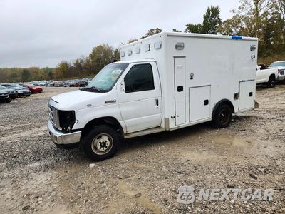 2019 FORD ECONOLINE - AMBULANCE 1FDWE3FS3KDC58753 - główne zdjęcie licytacji z USA - miniatura