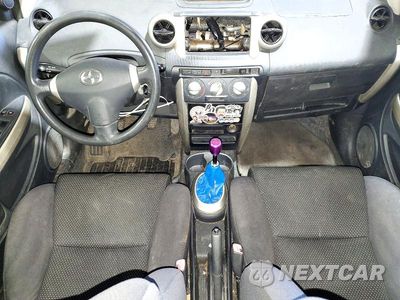 Zdjęcie 8 z 12 samochodu: 2005 SCION XA BASE VIN:JTKKT624350103674 - miniatura