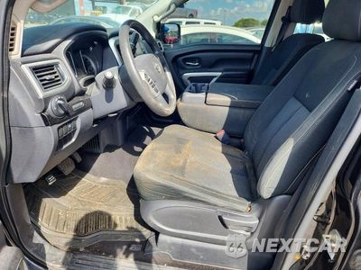 Zdjęcie 7 z 12 samochodu: 2017 NISSAN TITAN S VIN:1N6AA1EK3HN522361 - miniatura
