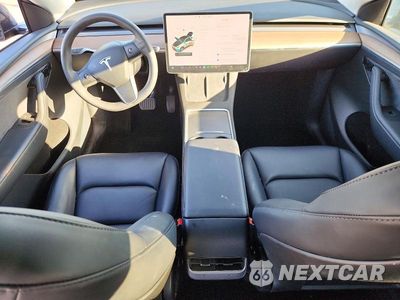 Zdjęcie 8 z 12 samochodu: 2024 TESLA MODEL Y VIN:7SAYGDEE8RF037311 - miniatura