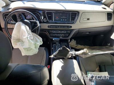 Zdjęcie 8 z 13 samochodu: 2018 KIA SEDONA SXL VIN:KNDME5C14J6399661 - miniatura