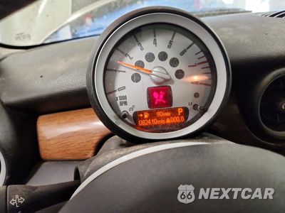 Zdjęcie 9 z 12 samochodu: 2008 MINI COOPER S VIN:WMWMF73548TV38630 - miniatura