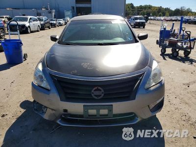 Piąte zdjęcie samochodu w środku: 2015 NISSAN ALTIMA 2.5 S VIN:1N4AL3AP3FC182184 - miniatura