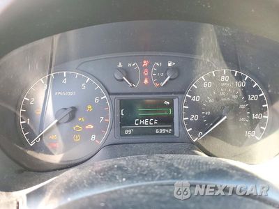 Zdjęcie 9 z 12 samochodu: 2015 NISSAN SENTRA S VIN:3N1AB7AP3FY284258 - miniatura