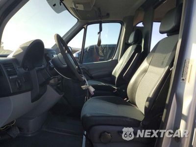 Zdjęcie 7 z 14 samochodu: 2008 DODGE SPRINTER 2500 DELIVERY VAN VIN:WD0PE745285332283 - miniatura